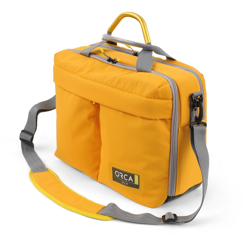 Padded comfort shoulder straps and Carrying handle